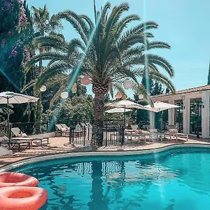 3* Bed and breakfast Jardines De La Reina Boutique